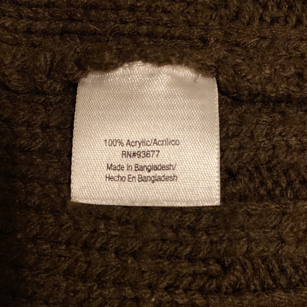 Sweater - Picture 10 of 11